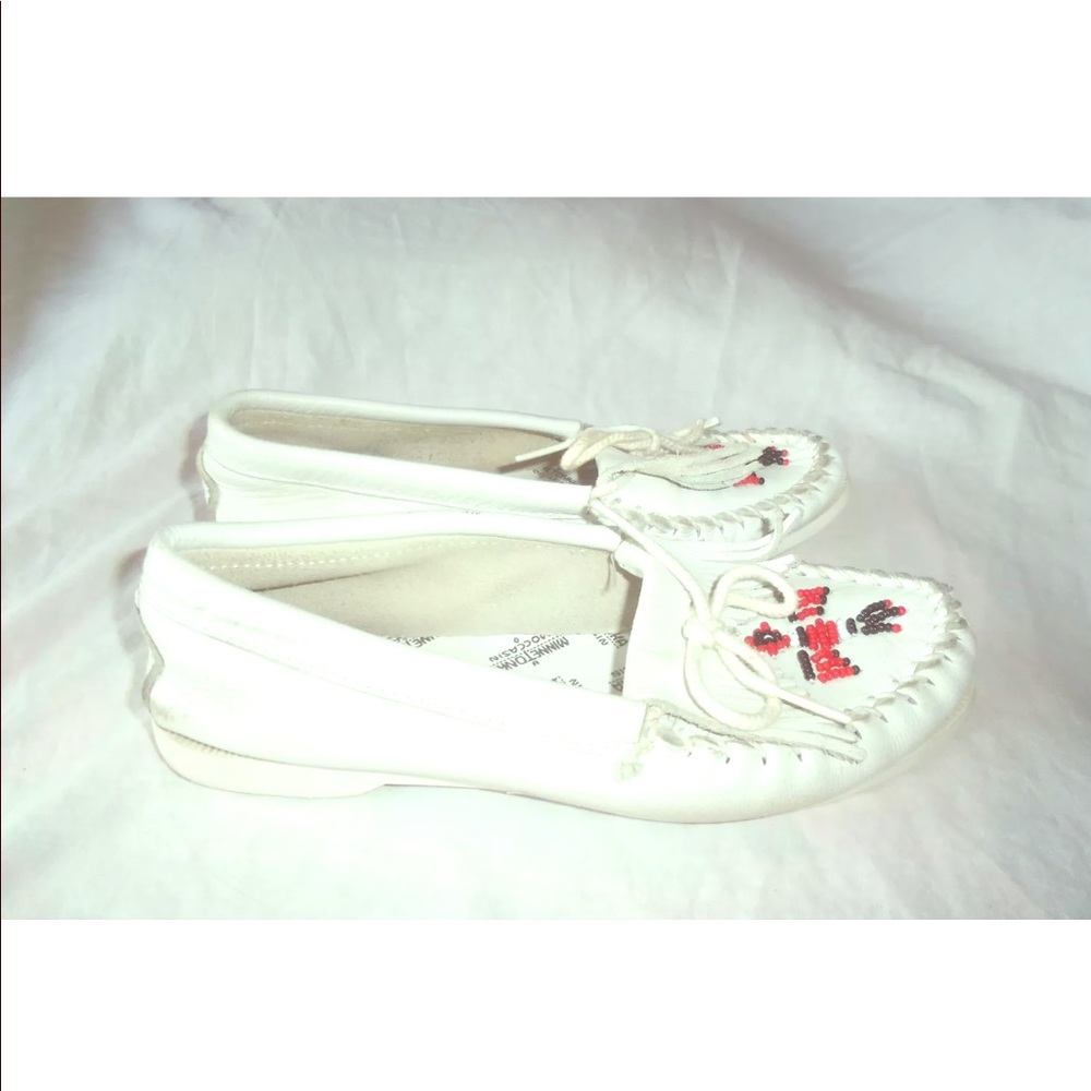 Minnetonka white leather fringe Thunderbird
